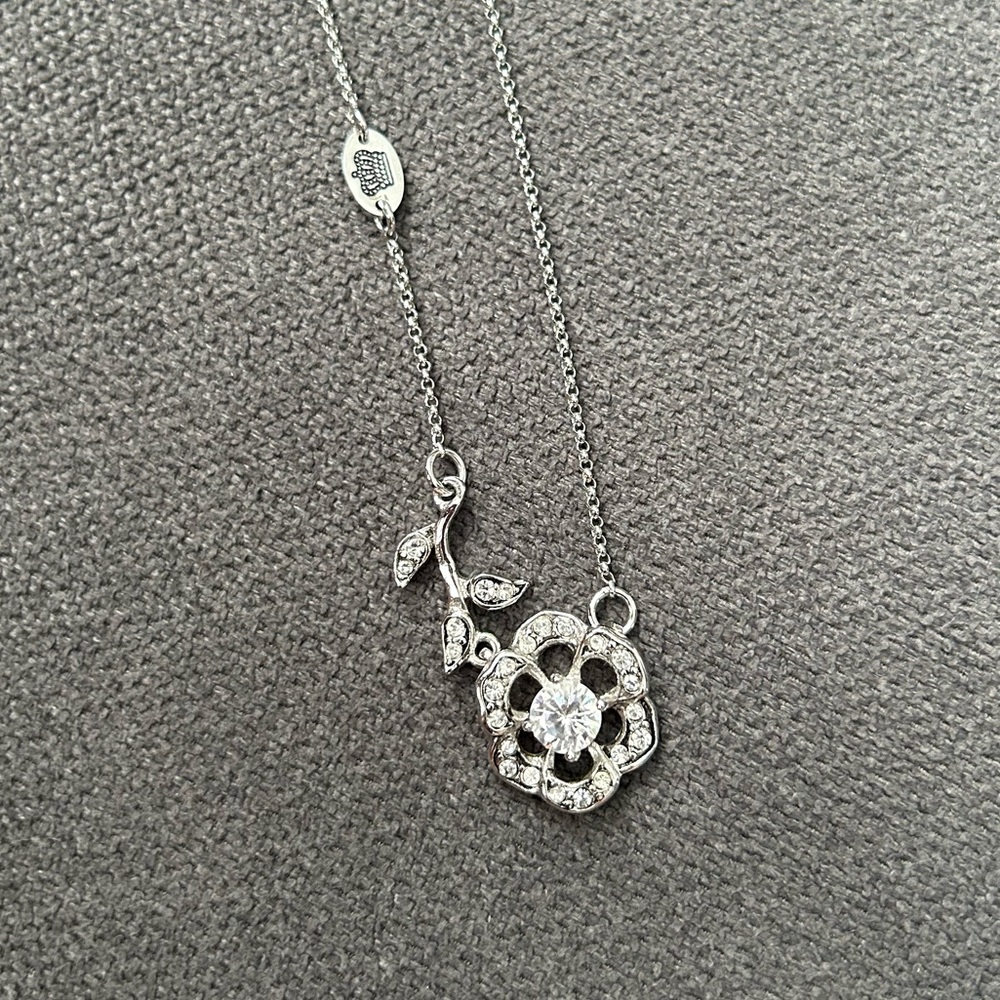 Juicy Couture Flower Necklace